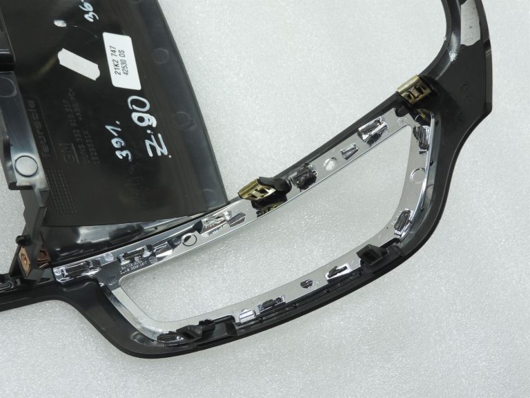 Opel Zafira C instrumentu paneļa radio displeja gaisa sprauslas vāks 13447290