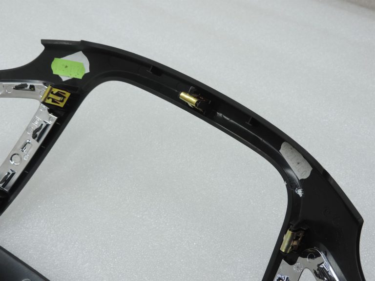 Opel Zafira C instrumentu paneļa radio displeja gaisa sprauslas vāks 13447290