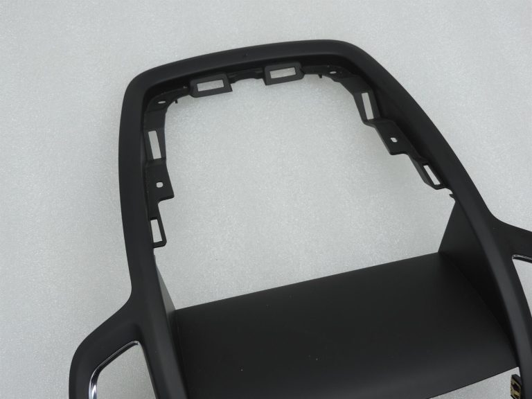 Opel Zafira C instrumentu paneļa radio displeja gaisa sprauslas vāks 13447290