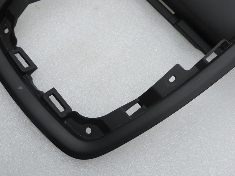 Opel Zafira C instrumentu paneļa radio displeja gaisa sprauslas vāks 13447290