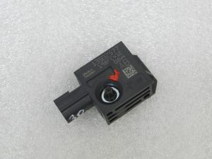 Opel Astra J Zafira C Gaisa spilvenu sensors Crash sensors Crash SRS sensors 13502577