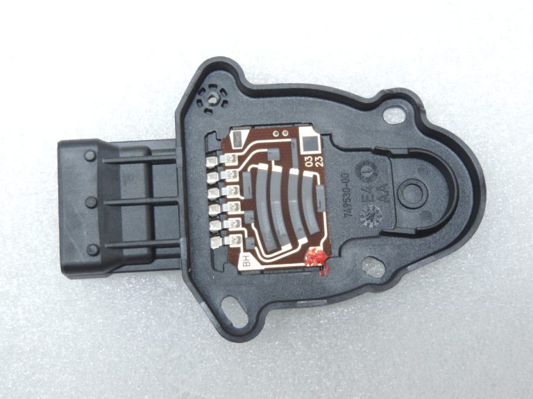 Opel Zafira C akseleratora pedāļa potenciometrs 13253791 13253781