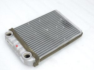 Opel Astra J K Zafira C Sildītāja dzesētājs Siltummainis Sildītāja radiators 13287939