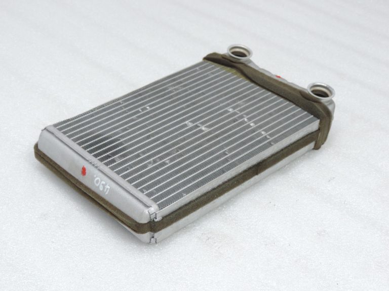 Opel Astra J K Zafira C Sildītāja dzesētājs Siltummainis Sildītāja radiators 13287939