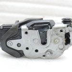 Opel Astra J Insignia Zafira C Aizmugures kreiso durvju slēdzene 13579555 133737