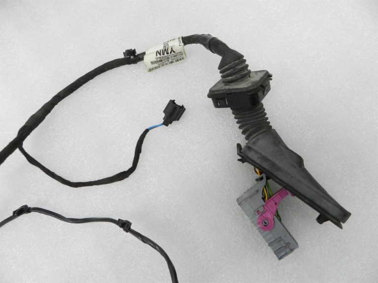 Opel Zafira C Priekšējo labās puses pasažieru durvju instalācijas instalācijas kabelis 13435960