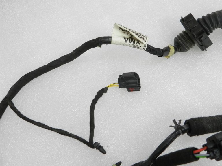 Opel Zafira C Priekšējo kreisās puses durvju vadu instalācijas kabelis 13435945