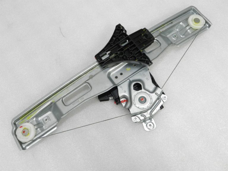 Opel Zafira C Oriģinālais aizmugurējā labā loga motora savienojums 13260142