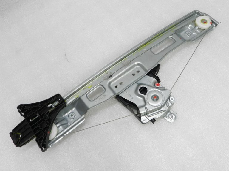 Opel Zafira C Original aizmugurējā kreisā loga regulatora motora saikne 13260141