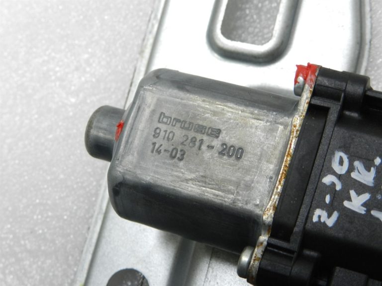 Opel Zafira C Original aizmugurējā kreisā loga regulatora motora saikne 13260141