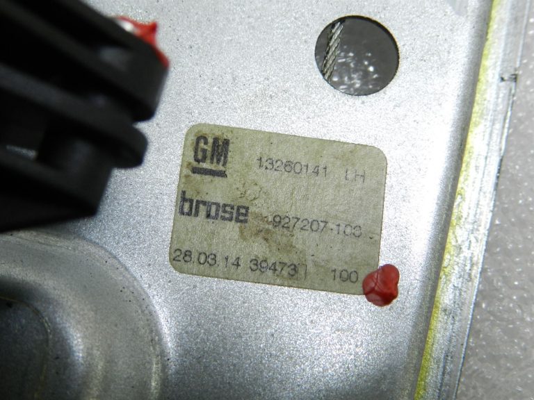 Opel Zafira C Original aizmugurējā kreisā loga regulatora motora saikne 13260141