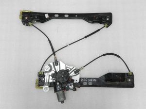 Opel Zafira C Oriģinālais priekšējais labās puses logu motora savienojums 13260138