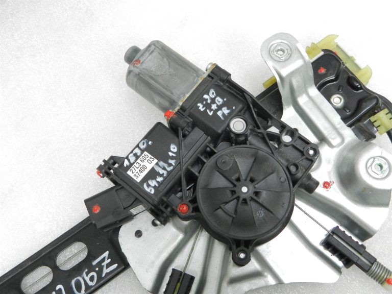 Opel Zafira C Oriģinālais priekšējais labās puses logu motora savienojums 13260138