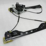 Opel Zafira C Oriģinālais priekšējais kreisais logu regulatora motora savienojums 13260137