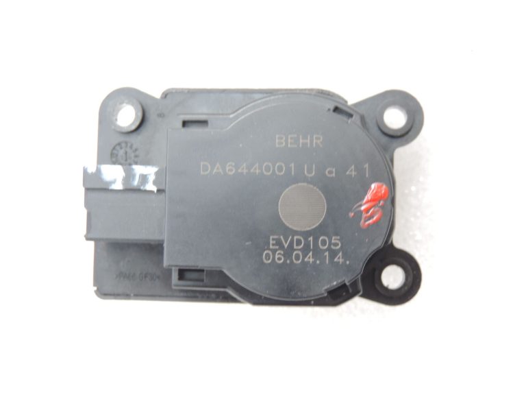 Opel Astra J Zafira C Apkures ventilācijas lūkas servomotors Servomotors 13416716