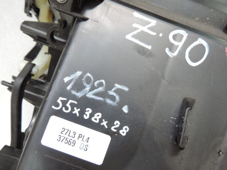 Opel Zafira C Sildītāja korpuss Apkures centrs Sildītāja serdeņa daļa BEHR 13402728 39141363