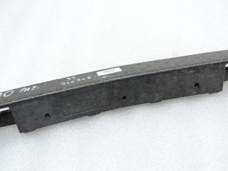 Opel Zafira C Aizmugurējā bampera putu trieciena absorbētājs 13300735