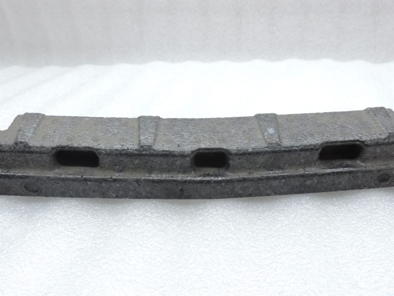 Opel Zafira C Aizmugurējā bampera putu trieciena absorbētājs 13300735