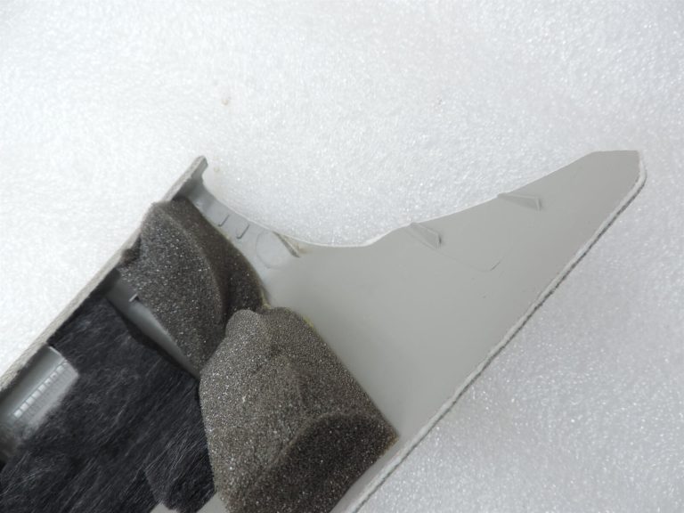 Opel Zafira C Priekšējais kreisais A-svārstītāja pārsegs Light Titanium 39039149