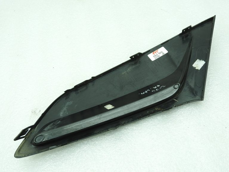 Oriģinālā labās puses ventilācijas reste Grila bamperis OPEL ZAFIRA TOURER C