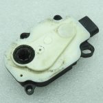 Opel Astra J Zafira B Insignia A Meriva B Vēja deflektora servomotors 13321318