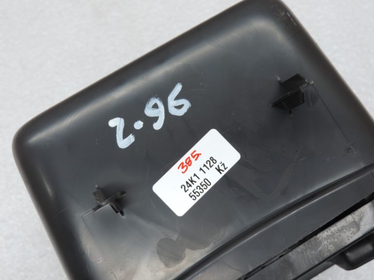 Oriģināls Opel Zafira C centrālās konsoles nodalījums 13422905, 115042, 13386974