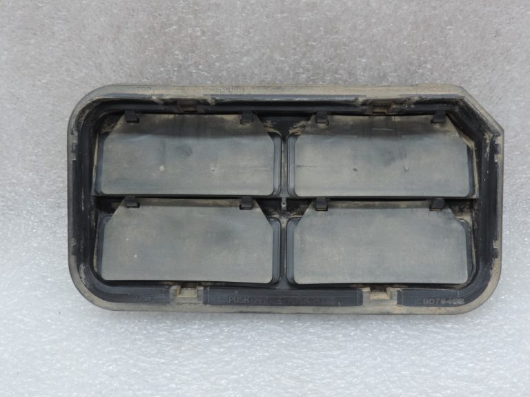 Oriģinālā Opel Zafira C aizmugurējā virsbūves ventilācijas restīte 9076499, 1814203