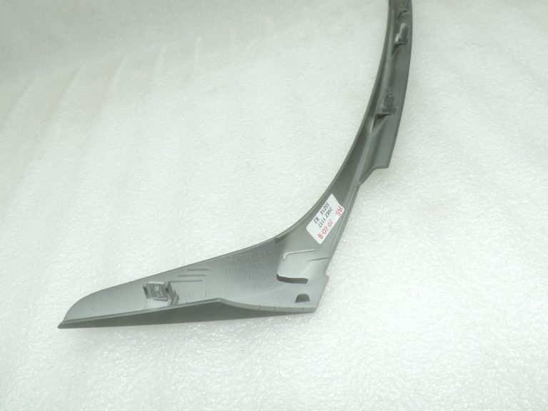 Oriģinālais Opel Zafira C instrumentu paneļa vāka apdare labajā pusē pelēka (2C4)