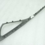 Oriģinālais Opel Zafira C priekšējo kreiso durvju vāka apdare pelēka (2C4) 20893784