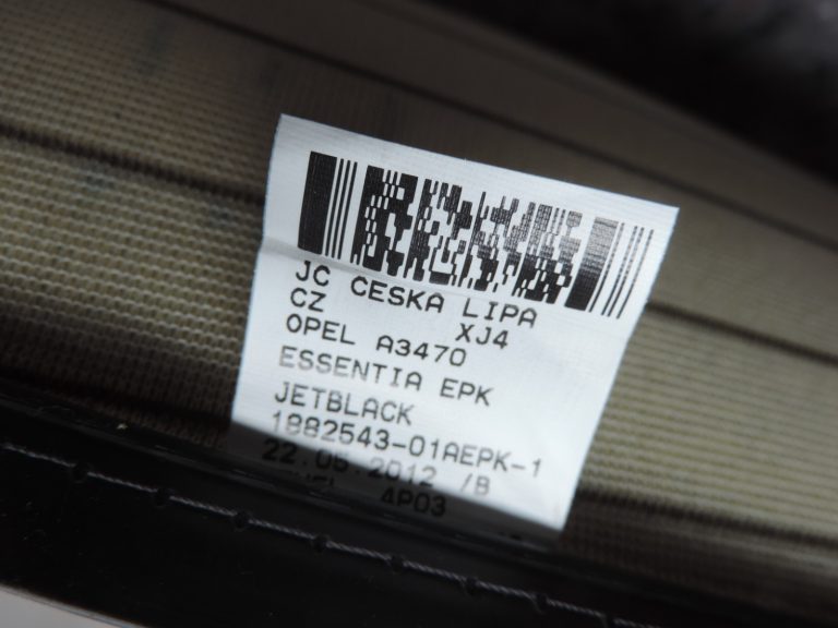 Oriģināls Opel Zafira C priekšējā labā sēdekļa atzveltne melna auduma TAGQ 13257214