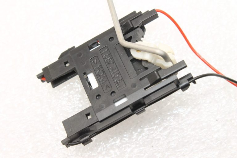 Oriģinālais Opel Zafira B degvielas tvertnes sensors degvielas līmeņa sensors 93187100 1254052