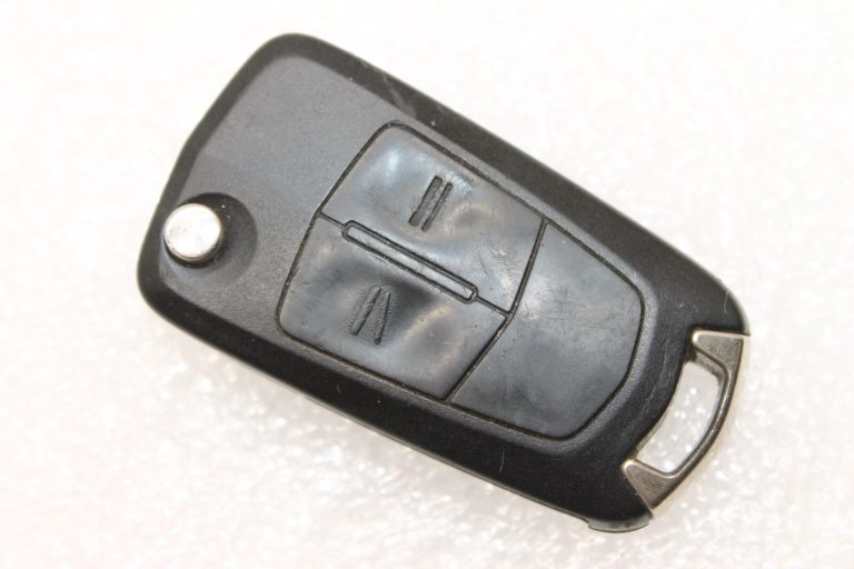 Oriģinālā Opel Zafira B tālvadības atslēga 433MHz 13149658 93178494