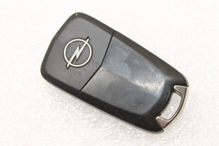Oriģinālā Opel Zafira B tālvadības atslēga 433MHz 13149658 93178494