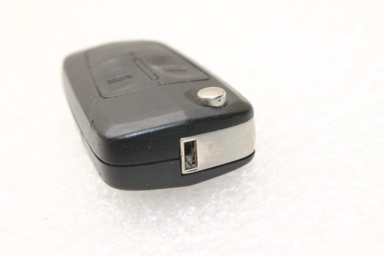 Oriģinālā Opel Zafira B tālvadības atslēga 433MHz 13149658 93178494