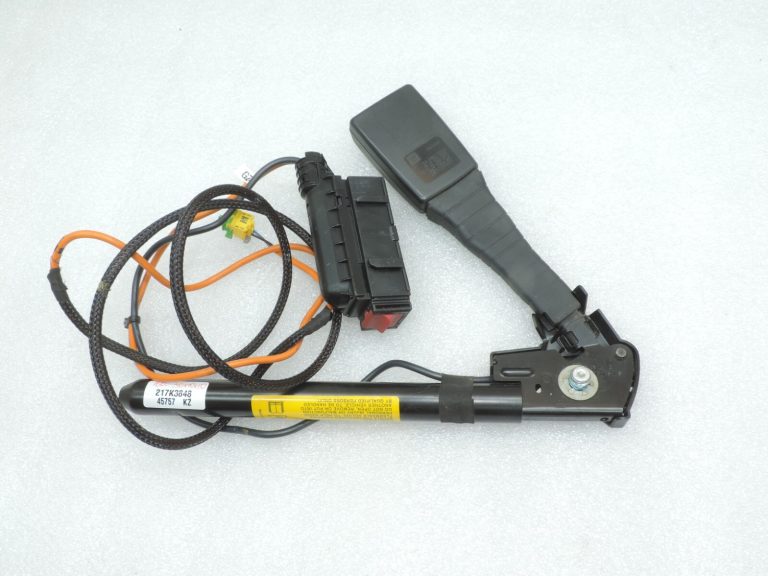 Opel Zafira B Priekšējā kreisā drošības jostas sprādze 93186247 5197599 13127266 13130023
