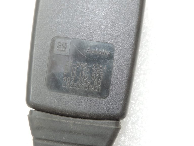 Opel Zafira B Priekšējā kreisā drošības jostas sprādze 93186247 5197599 13127266 13130023