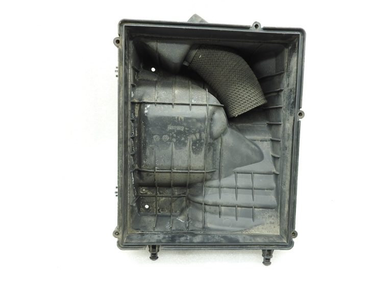 Gaisa filtra korpusa apakšējā daļa Opel Astra H Zafira B 13273413 55558311 13271064