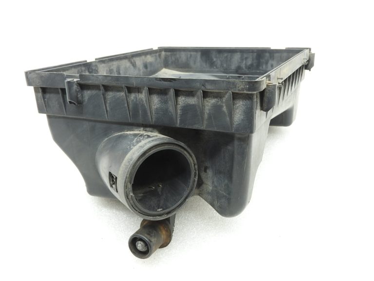 Gaisa filtra korpusa apakšējā daļa Opel Astra H Zafira B 13273413 55558311 13271064
