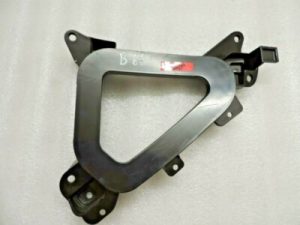 BMW X3 F25 Кронштейн правый 51437226280