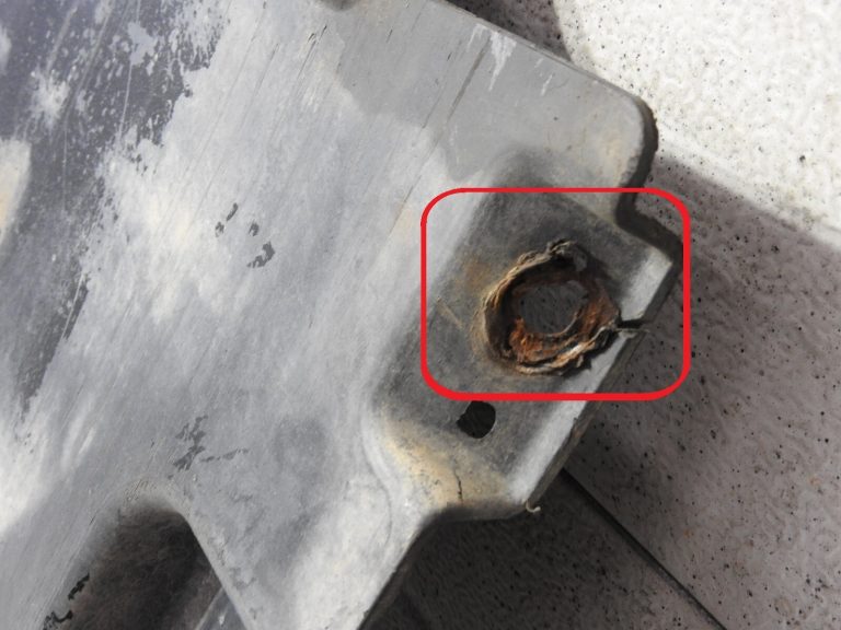 CHRYSLER Grand Voyager RT Dzinēja pārsegs Virsbūves apšuvums Aizsardzība pret braukšanu pa virsbūvi