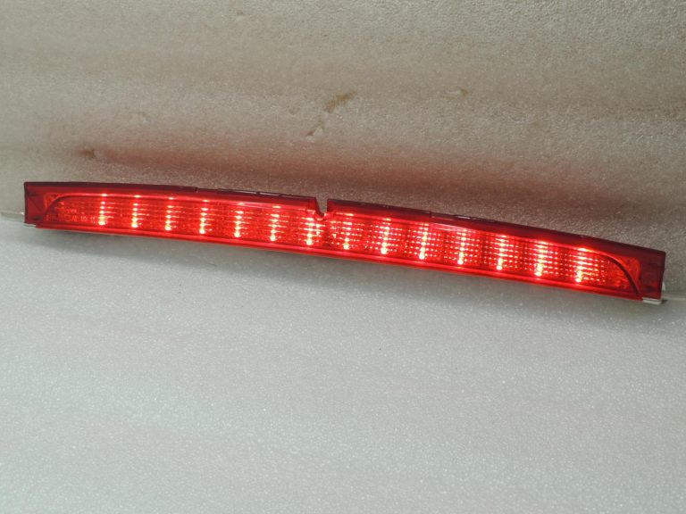 Oriģinālā BMW F31 F31LCI trešais bremžu lukturis 63257260545 7260545