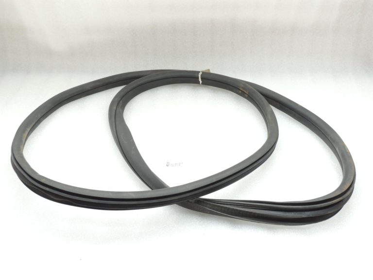 Oriģinālais Mercedes Benz W205 durvju blīvējums gumijas durvju blīvējums priekšējais A2056970051