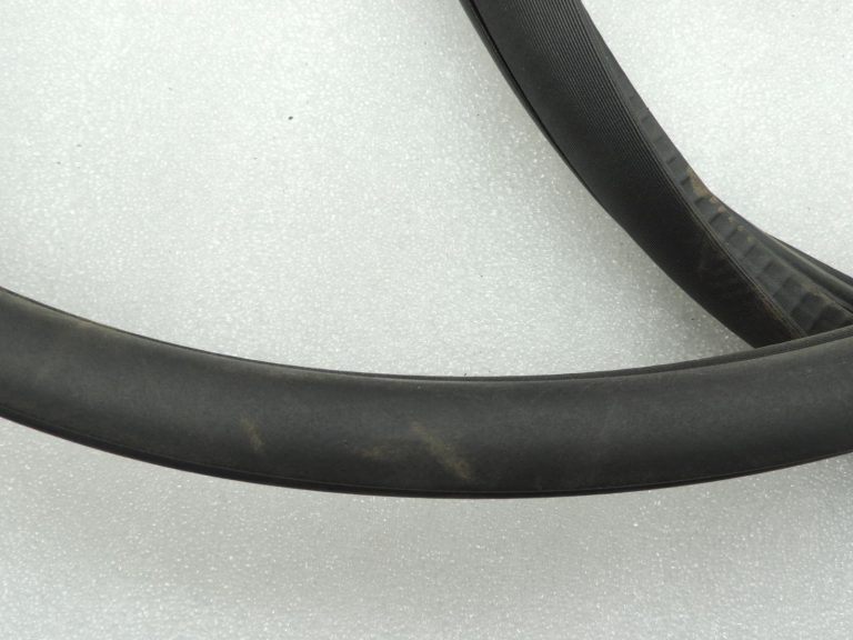 Oriģinālais Mercedes Benz W205 durvju blīvējums gumijas durvju blīvējums priekšējais A2056970051