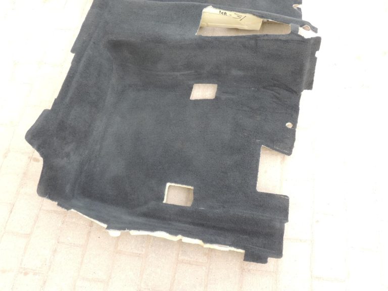 Oriģinālais Mercedes Benz W205 aizmugurējais salona paklājs Carpet