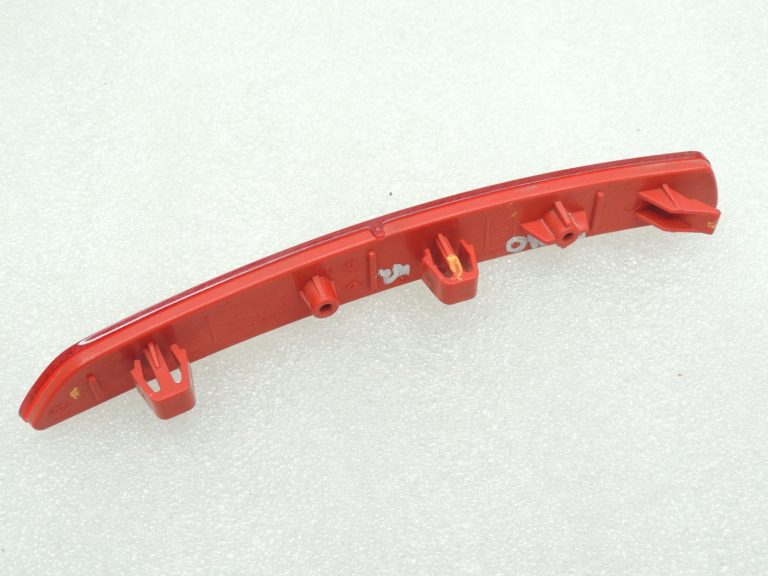 Oriģinālais BMW F30LCI F31LCi aizmugurējais kreisais atstarotājs 63147400207 7400207