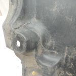 Oriģinālā Mercedes Benz W205 OM651 apakšējās daļas aizsardzība A2055240230 DEFECTIVE
