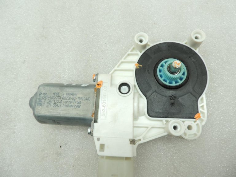 Oriģinālais BMW 5. sērijas F10 F11 F18 logu regulatora motors pa labi 7248172 7271564