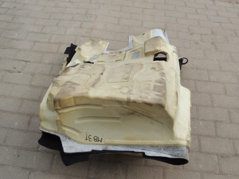Oriģinālais Mercedes Benz W205 aizmugurējais salona paklājs Carpet
