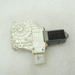 Oriģinālais BMW 5. sērijas F10 F11 F18 logu regulatora motors pa labi 7248172 7271564