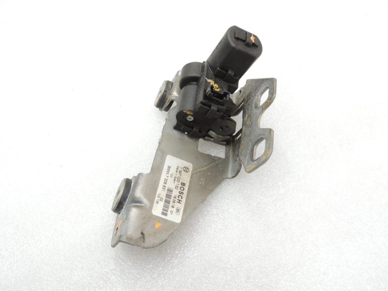 Oriģinālā BMW F31 F11 aizmugurējā stikla slēdzene 7250299 7308831 51247250299